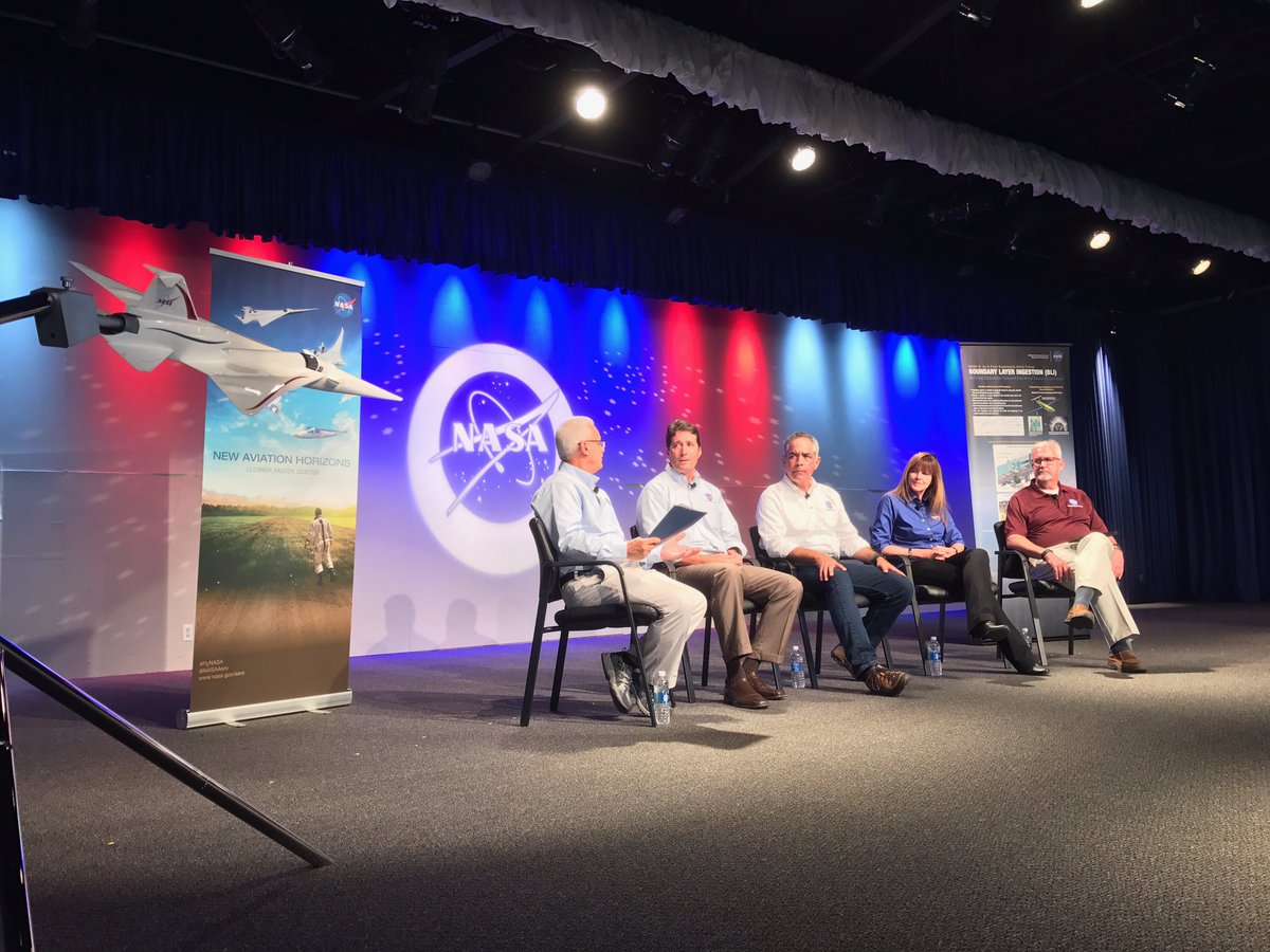 NASAglenn's tweet photo. #NASA center directors and chief technologist address the New Horizons of aviation at #OSH17. #NASAAero #Xplanes #hybridelectric https://t.co/JZqL7OnBvb