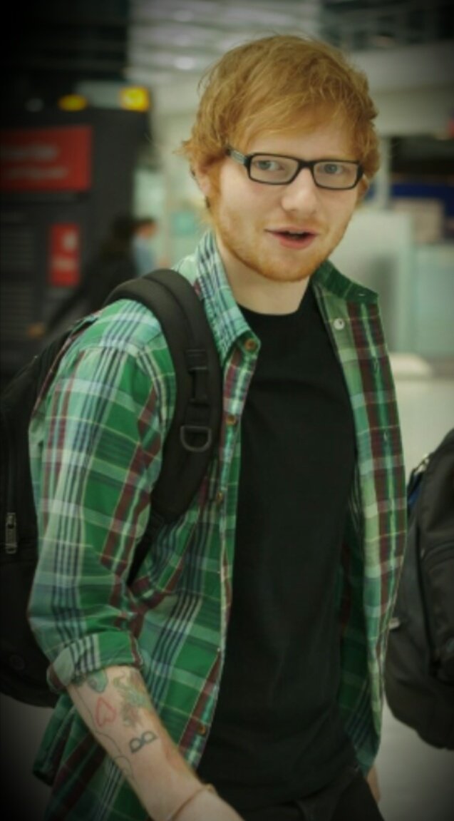 superjules69xxx's tweet image. Here's one of your five a day.... Greens are good for you ;-) 💚
#MTVHottest Ed Sheeran 
#flannelfriday #EdJoy