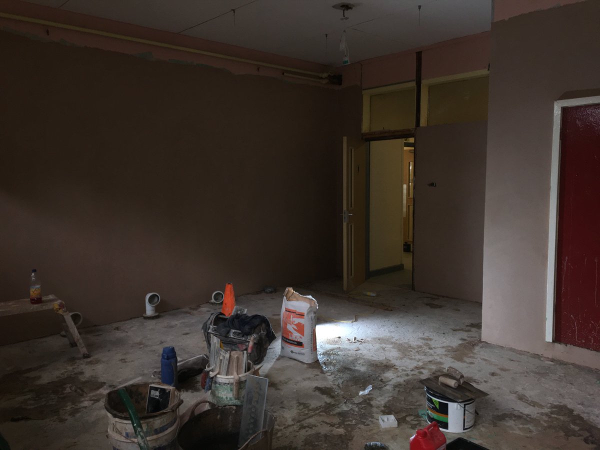 netherstowe's tweet photo. New toilet refurb coming along, freshly plastered walls.
#newtoilets #refurb #freshplaster @RAEdwards_ltd https://t.co/jaRtKP6UKc