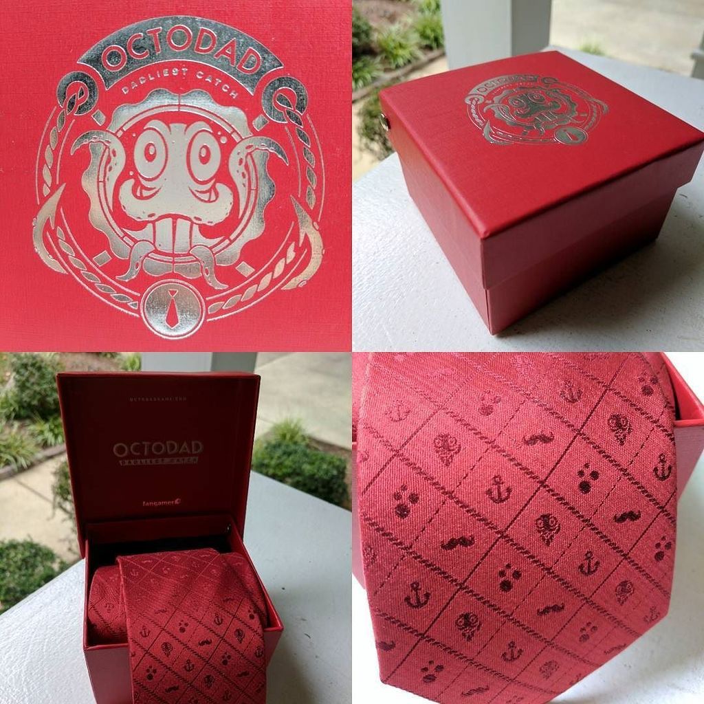 Geeksmithing's tweet photo. I just scored a sweet @octodadgame necktie from my friends at @limitedrungames! Tonight I was indeed the #dadliestcatch ! #octodad #apparel… https://t.co/K5H9bPQIlC