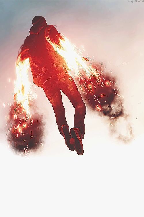 iRooby1's tweet photo. #inFamousSecondSun 😍☄️ https://t.co/NBXoURr5cV
