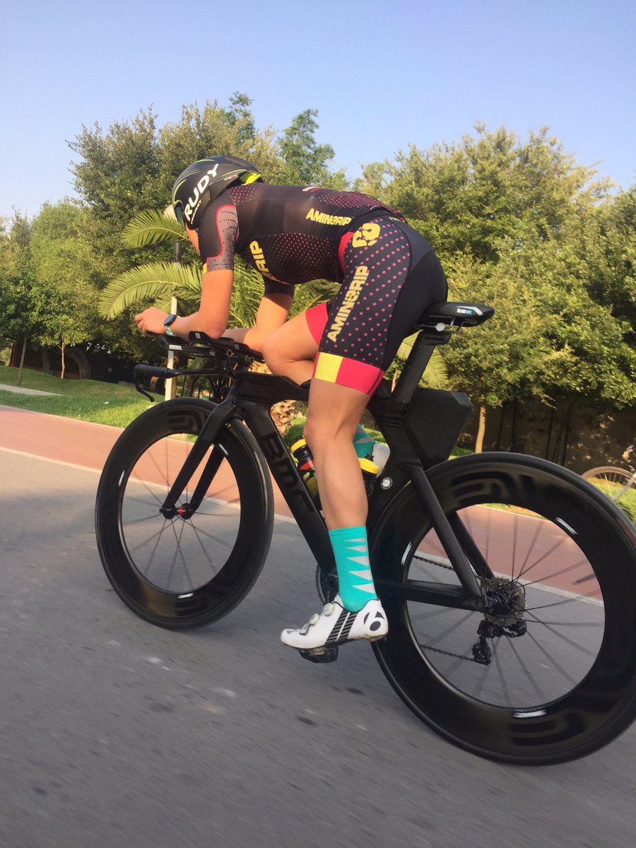 LostTransitions's tweet photo. First-year #triathlon pro talk with @jessemthomas scholarship winners @AllisonLinnell, @AlissaMcKaig and @Tsmorz 
https://t.co/arO0oS8aFi https://t.co/Wkd9IoZ6WR