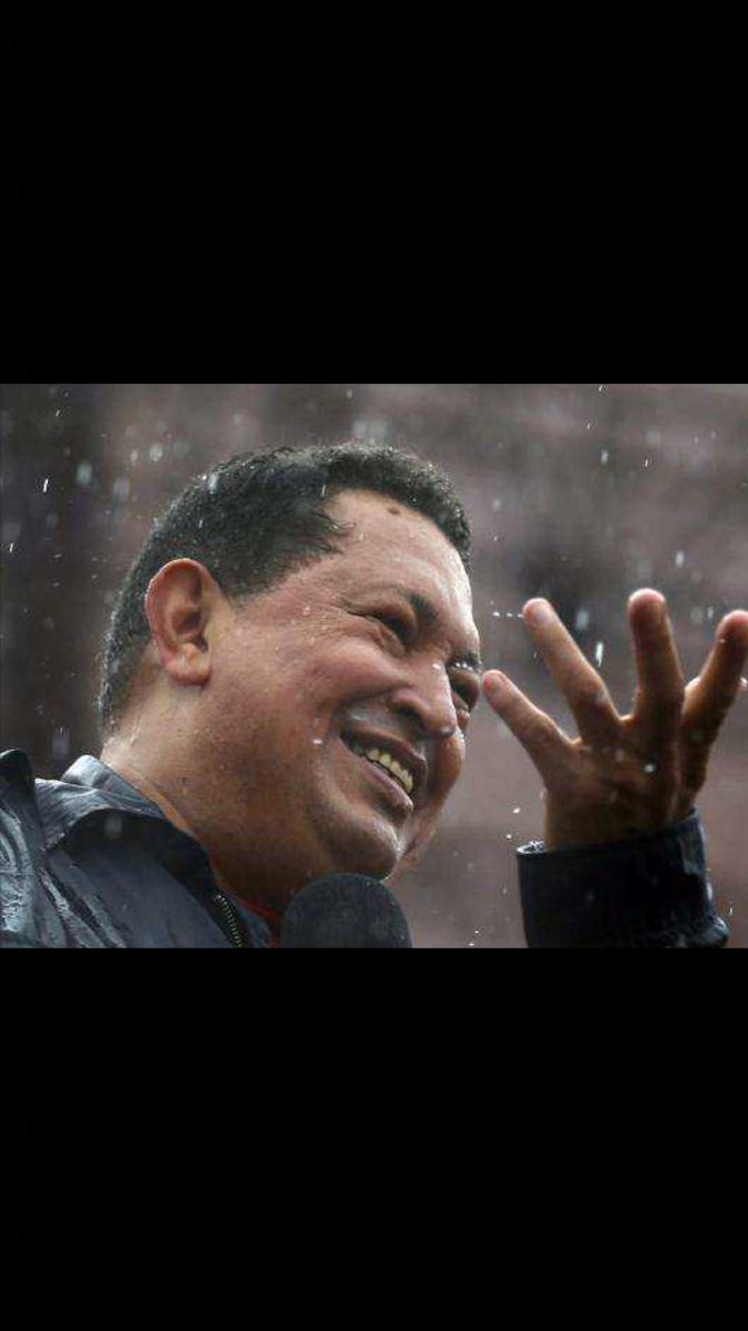 IVSSPARAISO_OA's tweet photo. #FelizCumpleañosComandante #Chavez63AñosTuLuchaSigue   Porque los gigantes como tu nunca mueren @ivssoficial @angelyessy https://t.co/YZWuN3qYjG