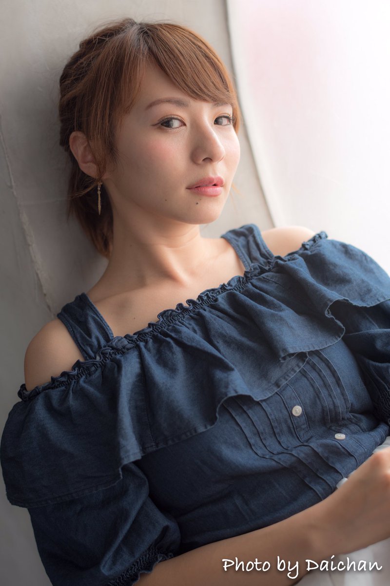 dai_chan0324's tweet photo. 20170702(Sun) #momo撮影会 @momo_camera at #StudioEcoloGround 第6部 #小林真琴 さん(9回目) @maccorisan 終盤その4
#まっこりさん #ポートレート #写真好きな人と繋がりたい #丸窓ハマり寄りシリーズ https://t.co/tiW1KPAtgv