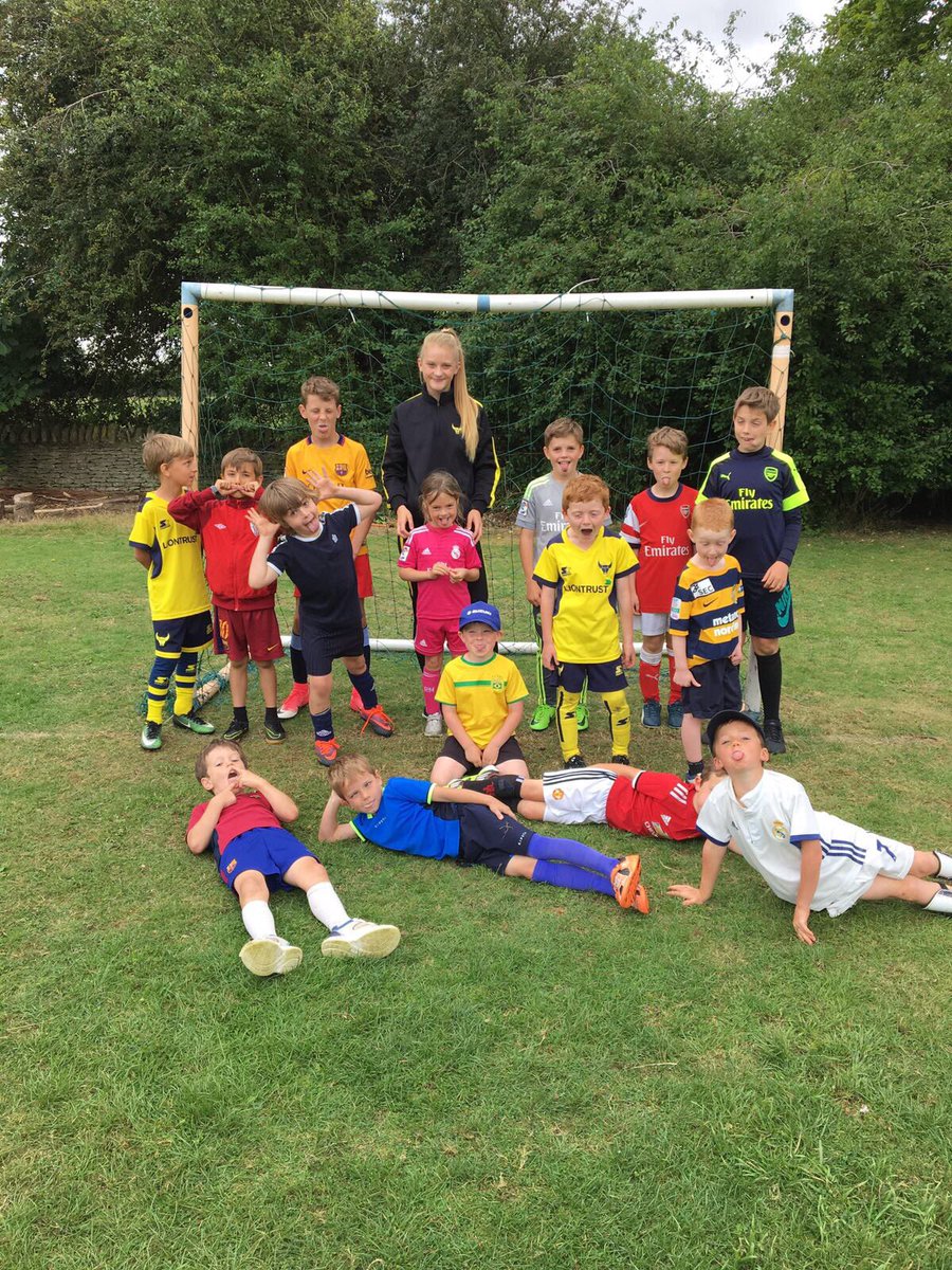 OUFCcommunity's tweet photo. First week of holiday camps ✅ 

@OfficialOUWFC very own Evie Gane went to visit each venue to finish off the week! #oufc https://t.co/4qITPjbCBx