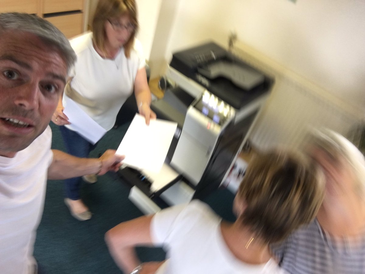 MikeyOK's tweet photo. @Gamble_FS we do #commercialcateringequipment. Not Printers or IT. #howmanydoesittake?
#FridayFeeling 
#damnheadedpaper @nathan1jones https://t.co/9PYRx1DJne