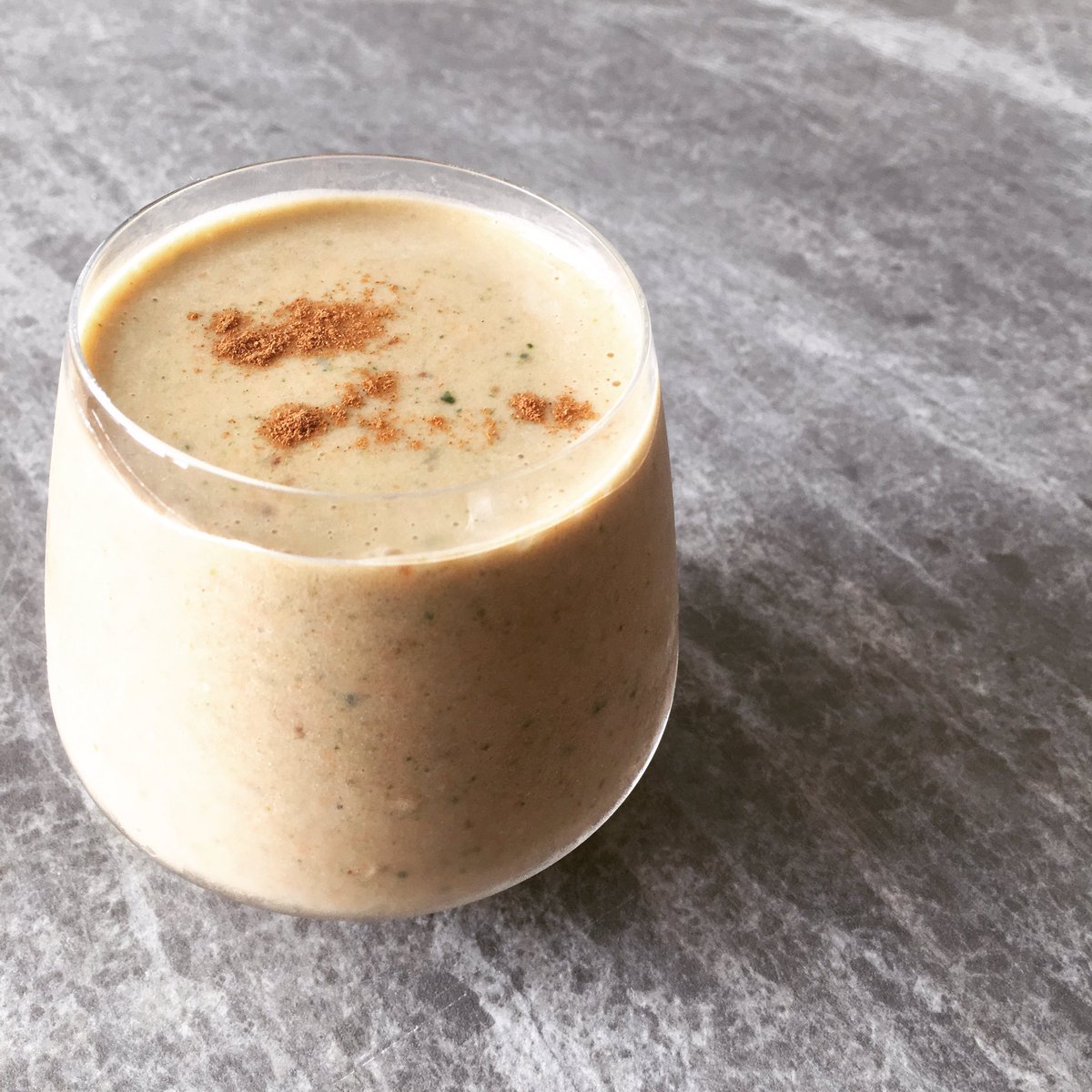 Marie_Chorley's tweet image. Love @naturalblender! carrot, banana and little gem, dates, cinemon and almond milk. I like to add Vanilla @Sunwarrior protein powder too.