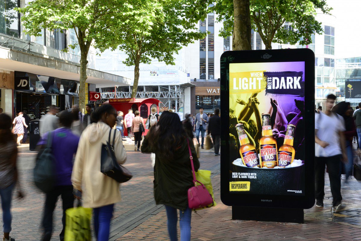 SigOutdoor's tweet photo. When light meets dark. We love this Desperados campaign on The Loop #Birmingham &amp; #Manchester! #DOOH @Posterscope @Starcom_UK https://t.co/DLKS7NLYuy