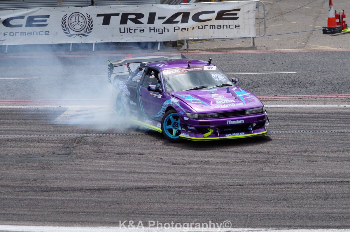 kerbdrift's tweet photo. Stunning πΈ from #kaphotography REALLY showing off #Syril's gorgeous colours π at the last round of the @UKBDC
#battleofbritain https://t.co/kWKM93jdGi