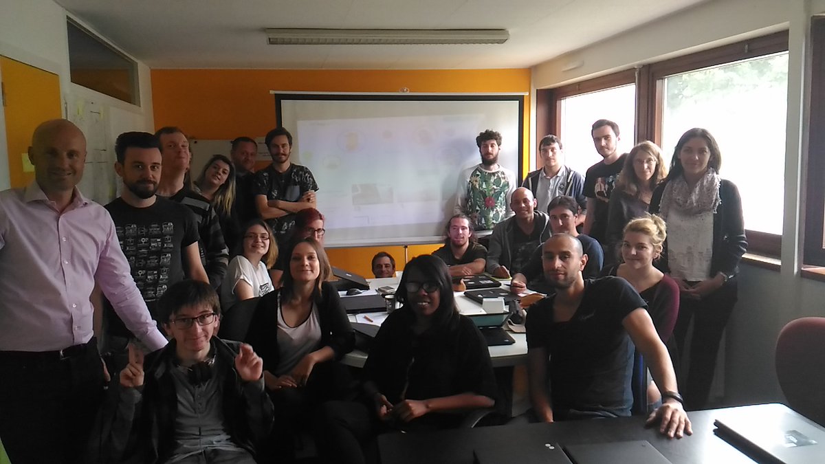 code_academie's tweet photo. Merci à @RigaldoAlex de @BigMeUpfr pour son retour d'expérience sur les #StartUp https://t.co/7c6STrcqg6