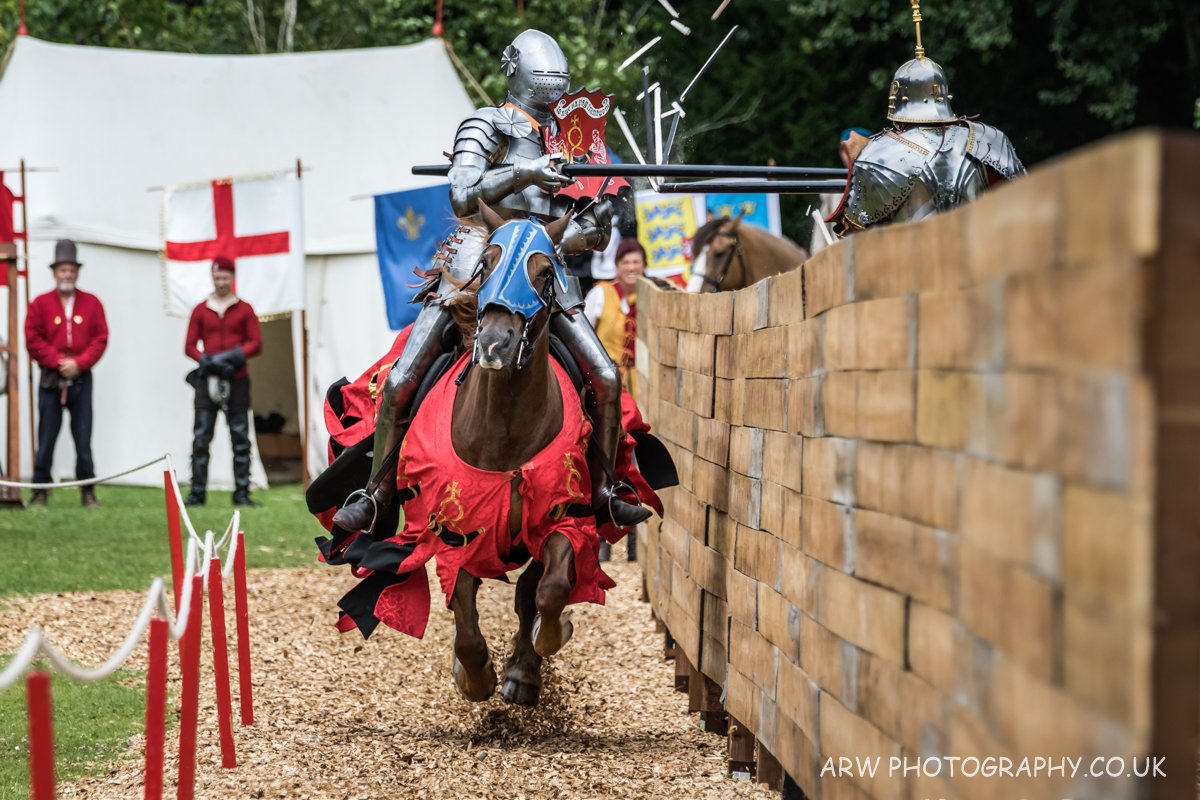 arwphotography's tweet photo. The medieval action continues @ArundelCastle #jousting https://t.co/vkSlLaBxzK