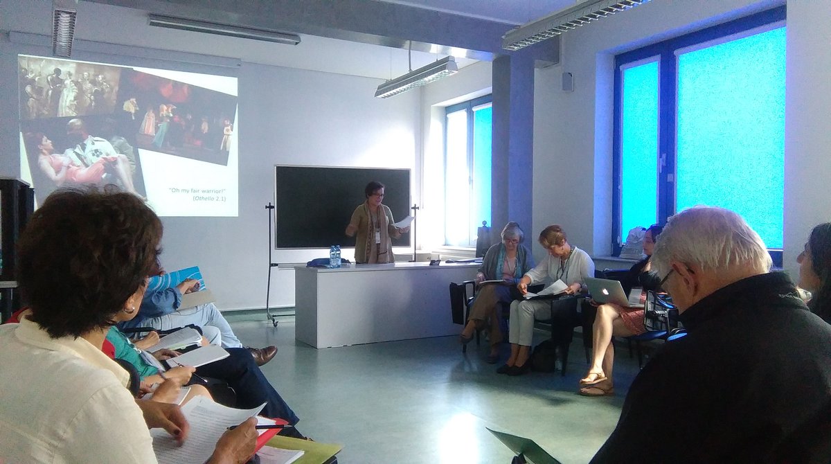 K. Stavreva talking about <a href="/CbyJ/">Cheek by Jowl</a> at #ESRA17 <a href="/EuroShakespeare/">ESRA</a>