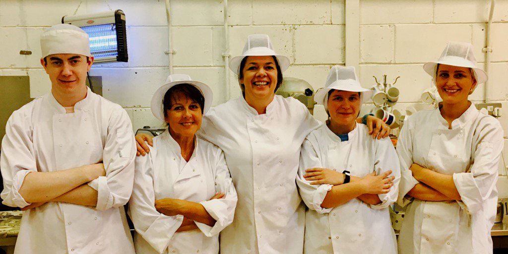 The story behind Chrystal's shortbread, click here...medium.com/@HBurghLiving/…
#chrystalsshortbread