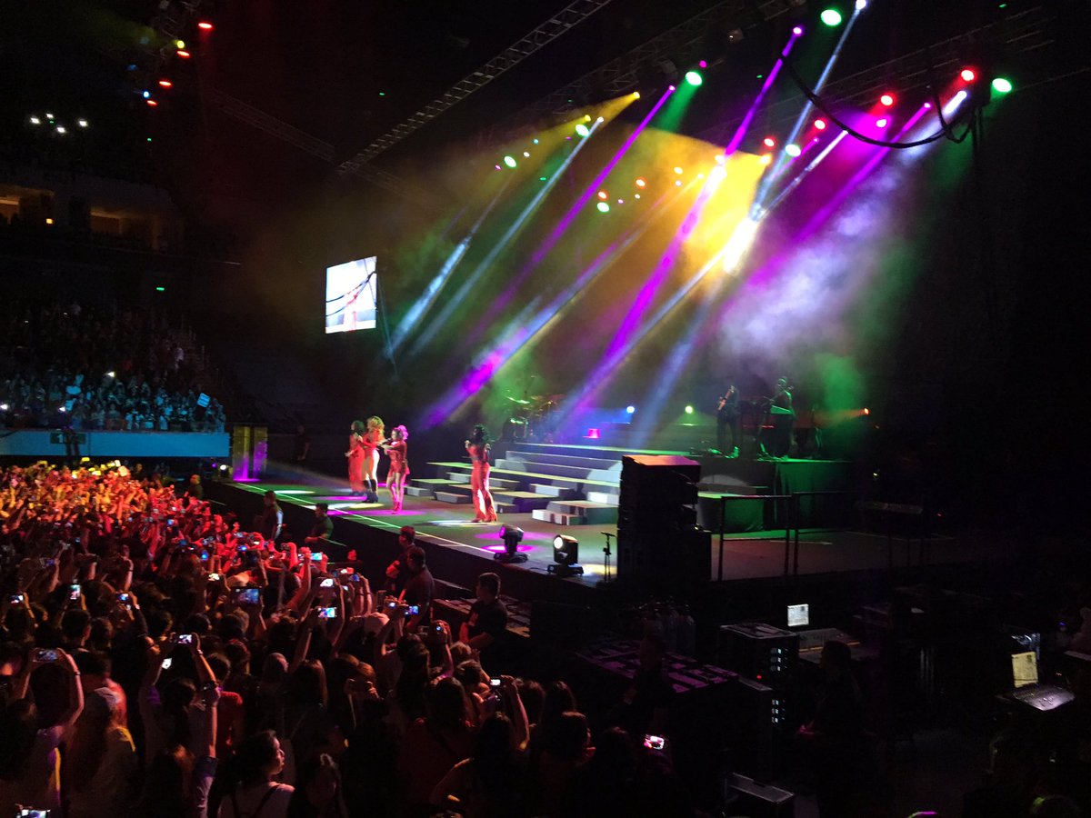 clagawww's tweet photo. #5yearsofFithHarmony 💜 https://t.co/OSE1m2Dkoz