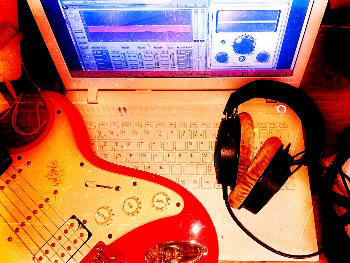 Kaf_RouGe's tweet photo. It’s time for some good #ReggaeMusic https://t.co/HWXgraaN1D #AlternativeReggae #Dub from #ReunionIsland #Félèvé #OverseasDubSession https://t.co/2D5uttURkh