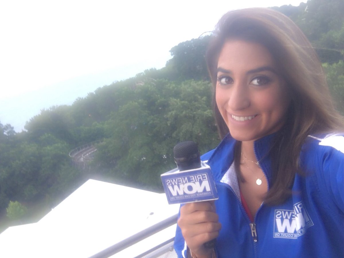 SimoneCuccTV's tweet photo. Not a bad live shot location! Join us for more #SummerFunFriday action live at 6:45am! #ThisIsHomeErie https://t.co/qyiuo8VOgt
