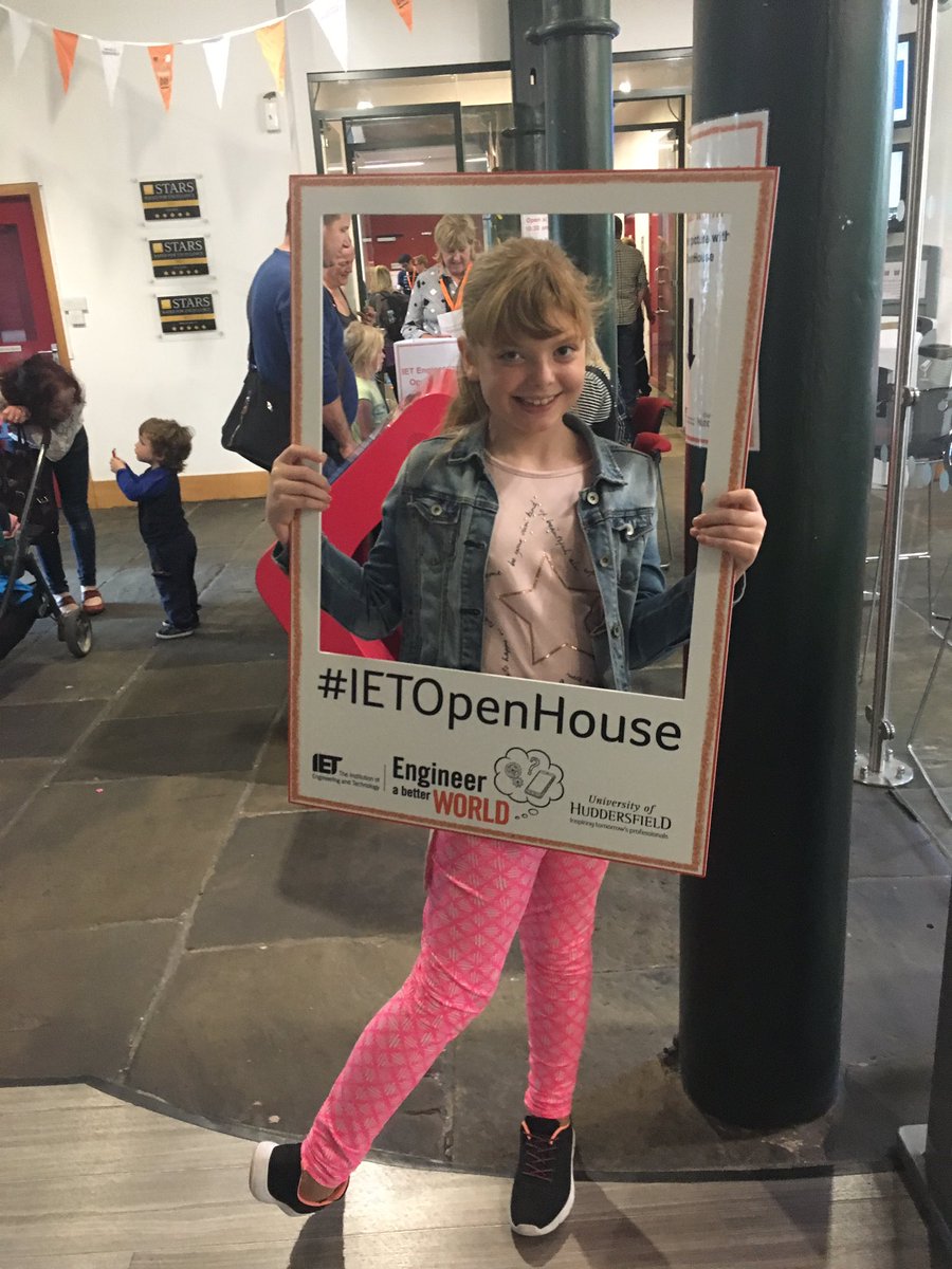 ruthlomas1's tweet photo. #IETOpenHouse - engineering is fun https://t.co/onEgmL7aPU