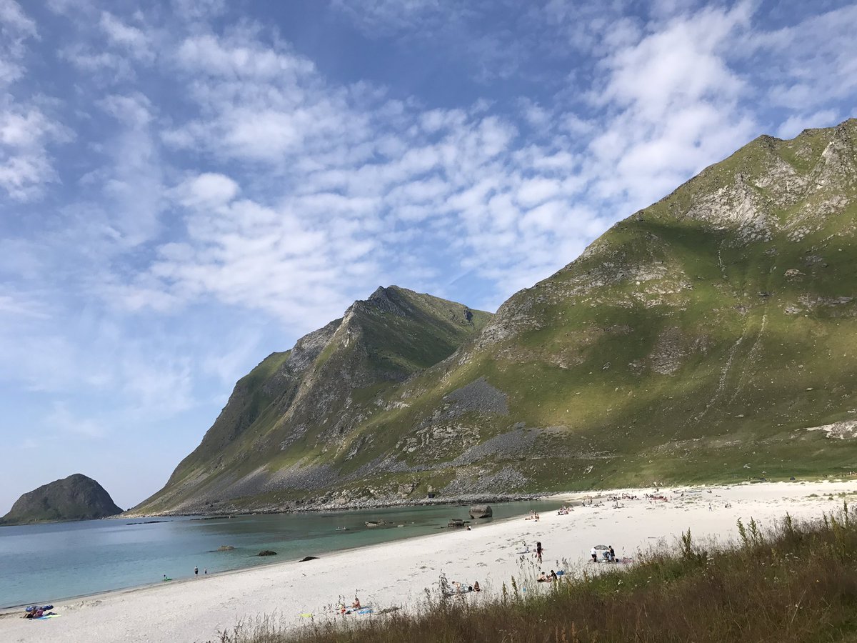 kabelrulla's tweet photo. #haukelandbeach #lofoten #vakkert https://t.co/xQ2nRkDGTn