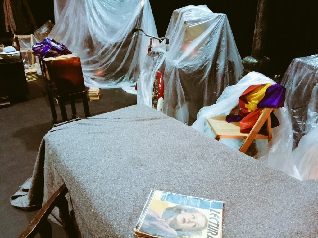 espelipe's tweet photo. Gracias @larutateatro por vuestra entrega en hermosos proyectos como  #lasbicicletasonparaelverano Larga Vida y siempre esperanza. https://t.co/EYsK0fM7aA