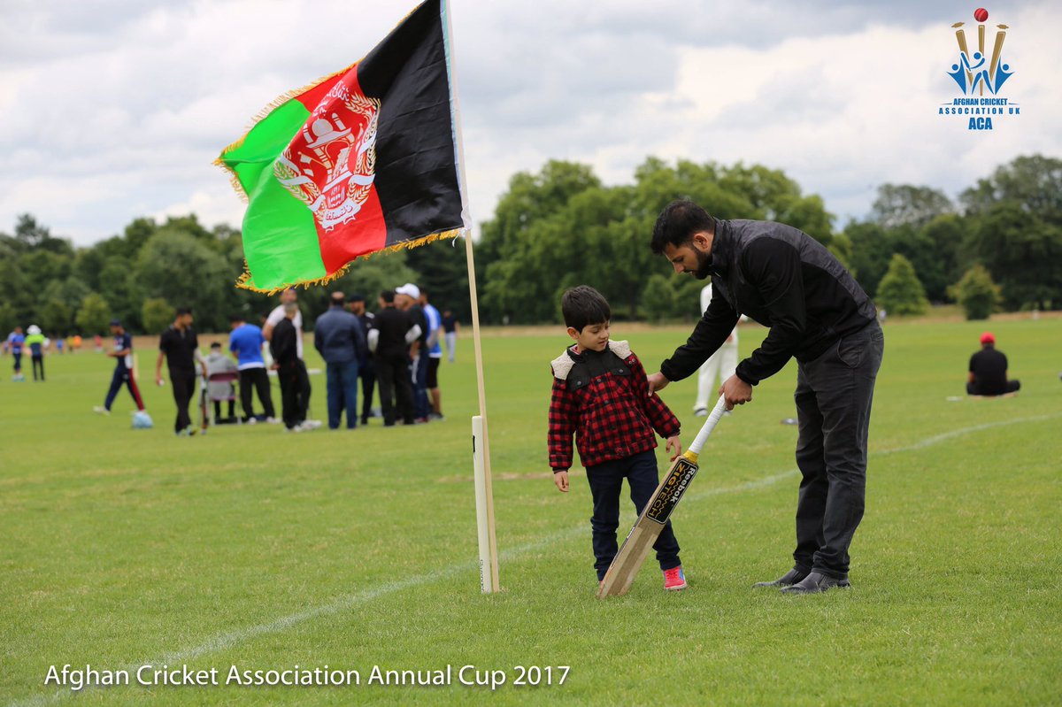 AfghanCricket_A's tweet photo. Our youngest participant practicing on his batting techniques 🏏🇦🇫
#TheFutureIsYours #ACAannualCup #ACAcup2017 #acauk #aca https://t.co/mwdiDXLRaT
