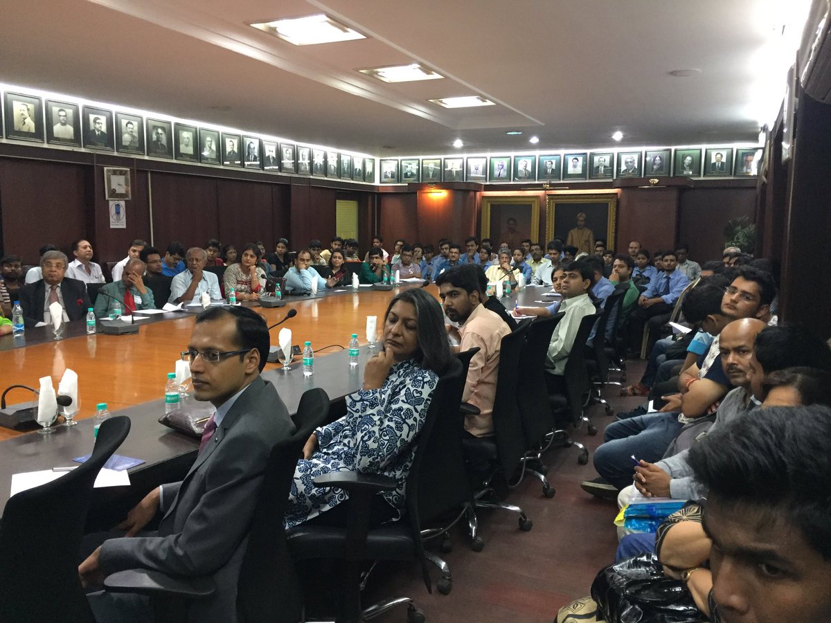 mainakde's tweet image. #Bengal Joint Secy #PriyatuMandal speaks on E-Governance &amp;amp; Young #India at #CheveningAlumniIndia Lecture #India #Chevening opens August