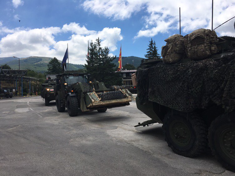 Defence_MKD's tweet photo. Првите возила на @USArmyEurope како дел од заедни/ вежба со #АРМ, #DragoonGuardian 17 пристигнаа во #Македонија.Ви посакуваме успешна вежба! https://t.co/AwoFtLIXoe