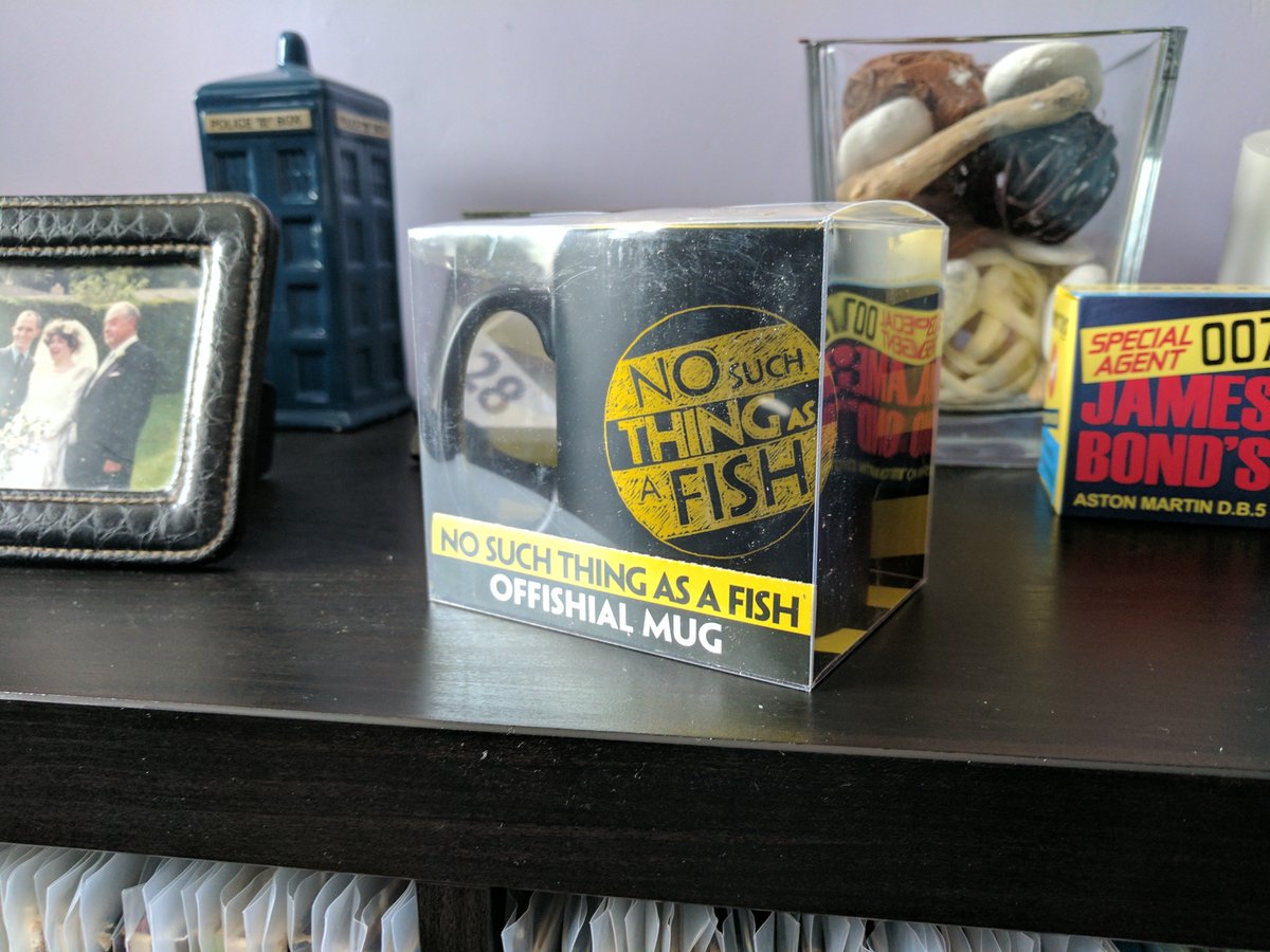 FearlessFred's tweet photo. @qipodcast @andrewhunterm @eggshaped @Schreiberland Woohoo! Look whatβs just arrived π#FishMug https://t.co/cysFpiw0Sq