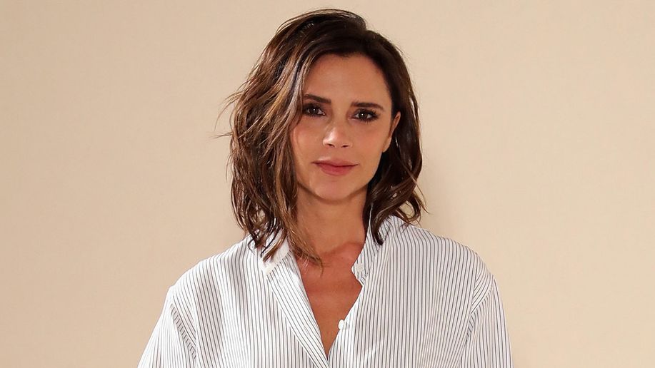 detikfood's tweet photo. Ternyata Ini 4 Makanan yang Bikin Kulit Victoria Beckham Mulus Kencang https://t.co/VI6DM7wquQ https://t.co/6pNbJSpgsl