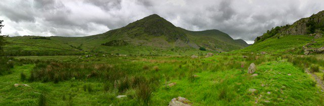 HistoricEngland's tweet image. A day in the life of @HistoricEngland Heritage at Risk Project Officer Sarah Howard 

bit.ly/2tPqsUP

#dayofarch