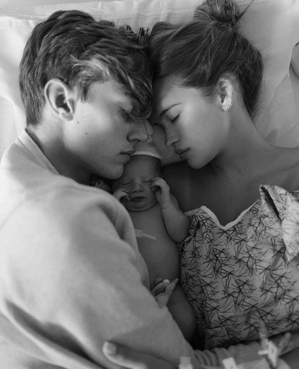 LuckyBluePHL's tweet photo. Welcome to this world, Gravity Blue Smith 💙 https://t.co/J2UazdD7Zv