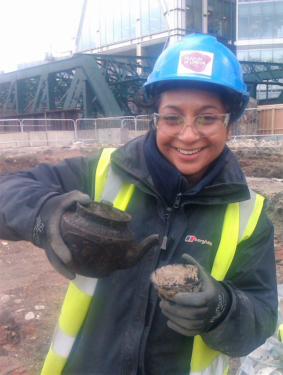 dayofarch's tweet image. Albania &amp;gt; UK #worldinterview #11 - goo.gl/ZEDyqy #dayofarch by James_Dixon