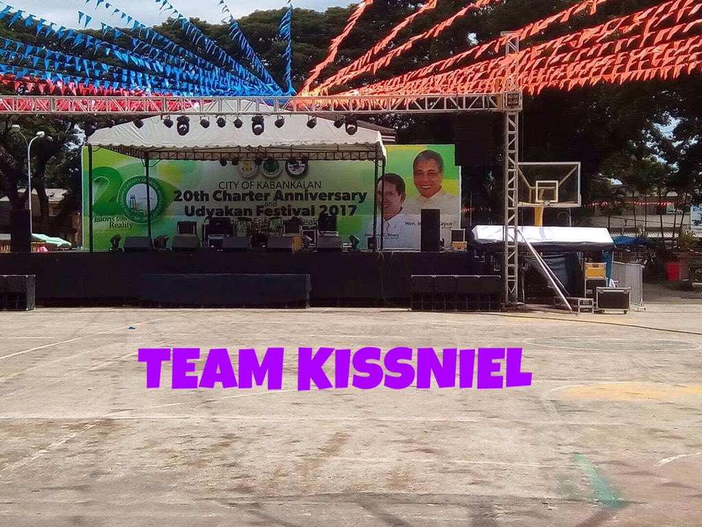 TeamKissNielOFC's tweet photo. The Venue! @BoybandPH at Kabankalan, Negros!

@boyband_nielm 
@boyband_joao 
@Boyband_Ford 
@boyband_tristan 
@boyband_russell https://t.co/V4WgIkIykB