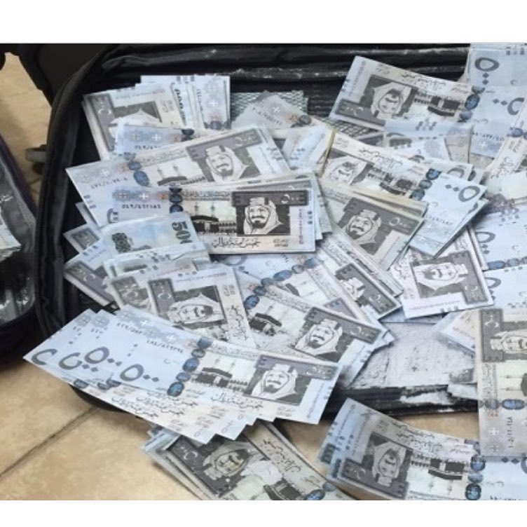 دخول مسائي 

فايق بعز الظهر 

توزيع فلوس بعد ساعه الصاحي يبلغ النايم اجتمعو 
كل واحد على الرصيف عند مدخل بيتهم 
جايكم🕴🕴