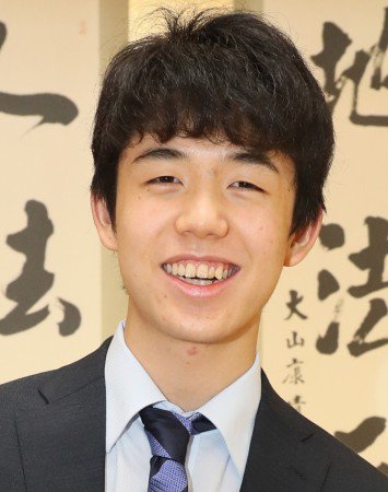livedoornews's tweet photo. 【注意喚起】藤井聡太四段、ツイッターでなりすましが横行
https://t.co/rs86nbnlqC

日本将棋連盟は公式サイトで「藤井はツイッターを行っておりません。なりすましの被害にあわれないようにご注意下さい」と呼び掛けた。 https://t.co/QTJwk3BETM