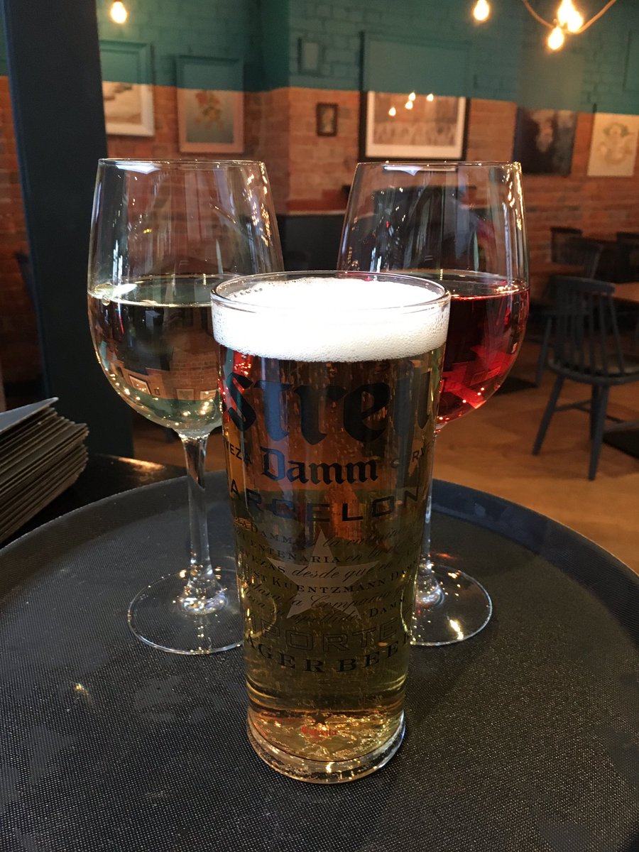 HelloJunction's tweet image. Make the most of these longer, lighter summer nights and spend the evening sipping our signature cocktails. Bliss.