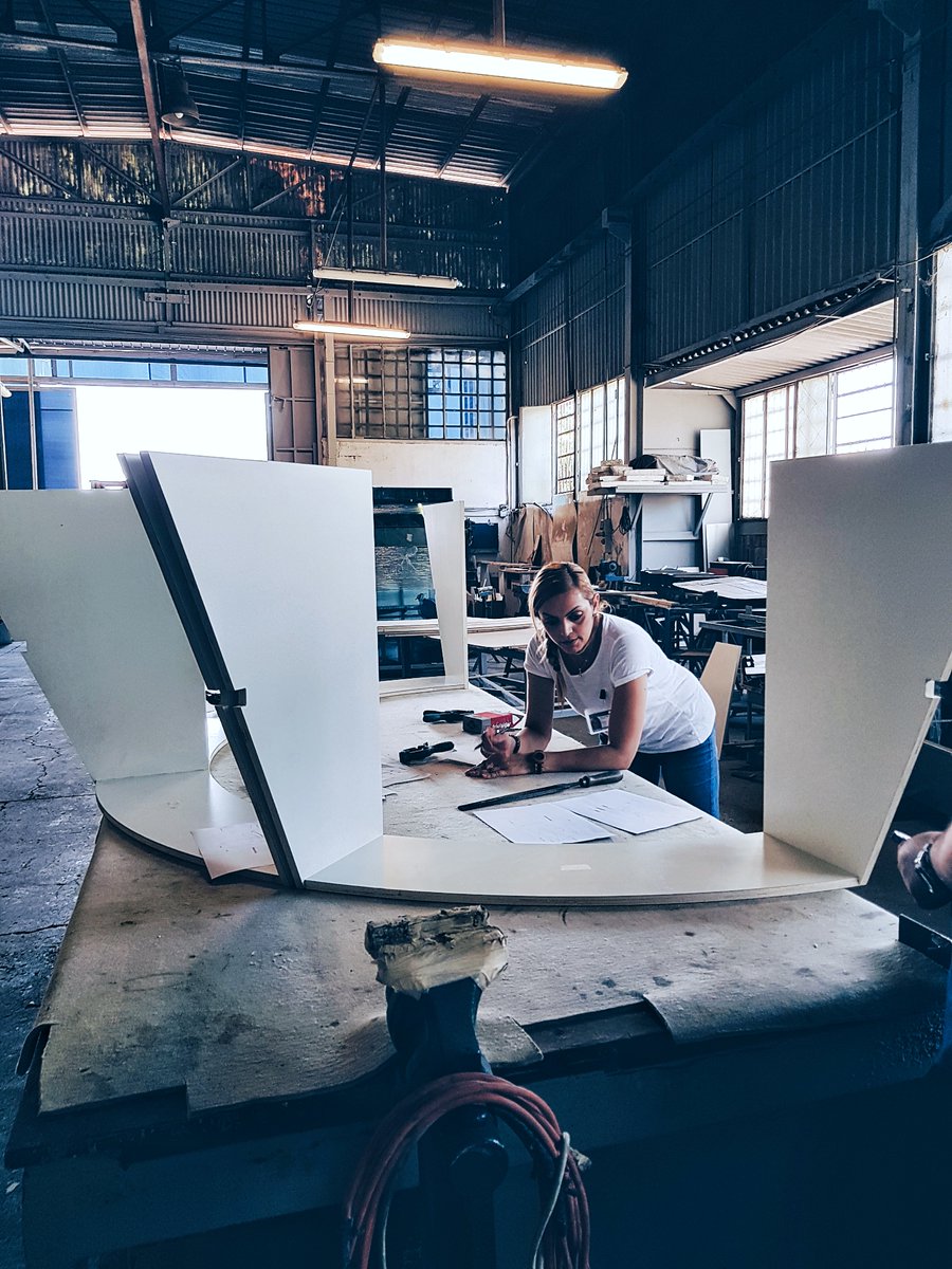 DEAMIGroup's tweet photo. #workinprogress sulla #progettazione e #produzione del #INFOPOINT per #regionecampania. Project Manager staff a lavoro #acciaioinox #Napoli https://t.co/vozr9XkQ6f