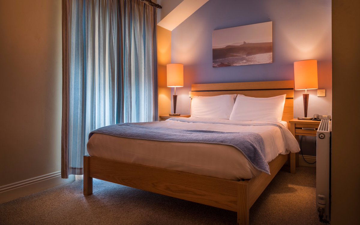 PierHeadHotel's tweet photo. Have you checked out our Special Offer? ONLY €89 for a double room.. Sun-Thurs til 31st August. T&amp;C Applys #WAW #breaks #sligo #luxury #deal https://t.co/MwGaJQvD51