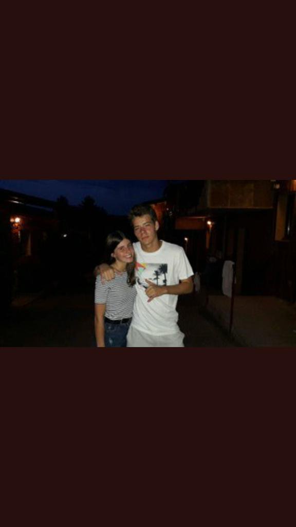 mariadcastroo_'s tweet photo. Parabéns❣ @JonhMors
#taize'17
#postua
#BemMaisVelho https://t.co/WMGzavCUSH
