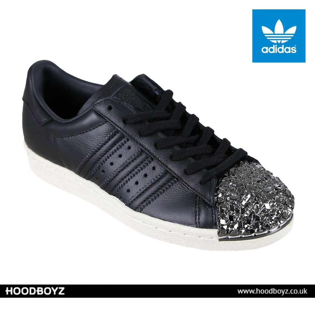 HoodBoyzWorld's tweet photo. Kick it with style 😂
Adidas Superstar 80s 3d Metallic Sneakers _ https://t.co/wEpJ4fjrFS
#adidas #superstar #sneakers #onlinestore https://t.co/8nqjlhBbJT