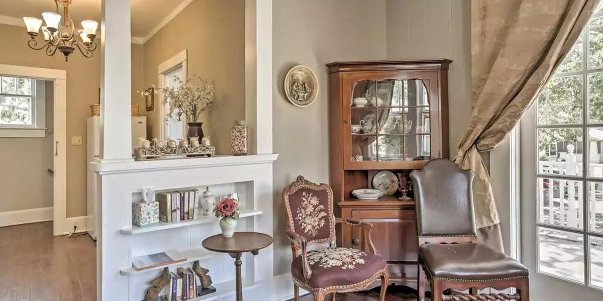 PPlaceInn's tweet image. Historic Sanford 2-bed Live Oak Cottage parkplaceinnandcottages.com/rooms/class/li… #sanfordvacationrental #sanfordfl