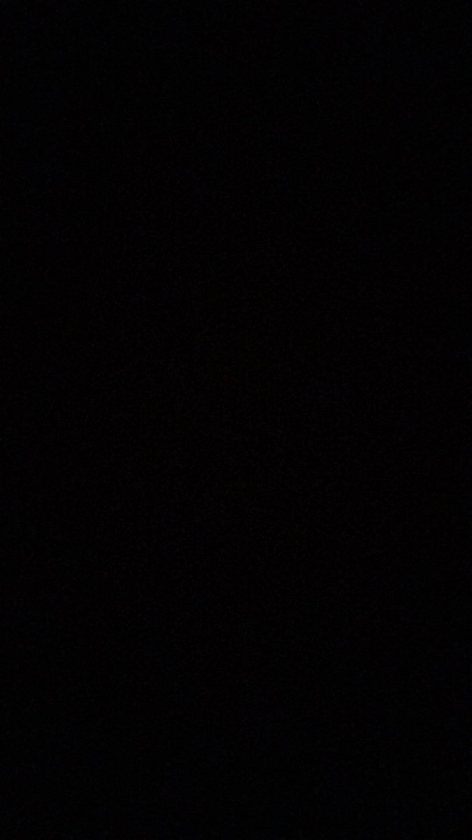 tcqzu's tweet photo. Rt for this blank picture or like for Sssniperwolf https://t.co/sAOVRNfxF6