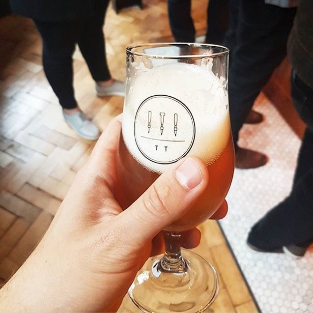tap_tavern's tweet photo. And we're off! Cheers! #RichmondBeer #LondonCraftBeer #GinGoblets #GrazingMenuย #OpeningDay https://t.co/fhJ5dkWVYo