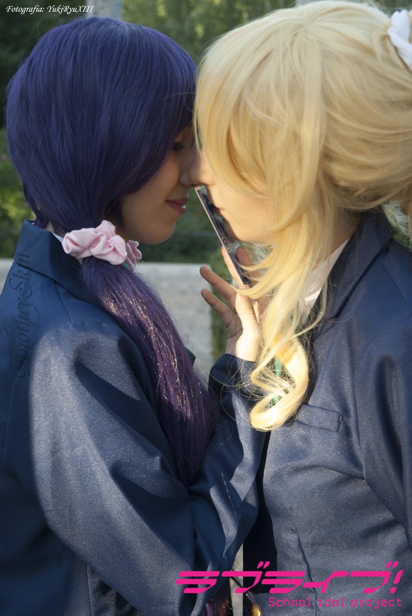 xAnotherSkin's tweet photo. #NozoEli #cosplay #NozoEri #コスプレ #μs  #絢瀬絵里 #東條希 #のぞえり #ラブライブ #LoveLive (August 2015)  
Nozo: @Zabeetha 
Eli: @RicchuStorm 
📷: @YukiRyuXIII https://t.co/AKcAdrNs8U