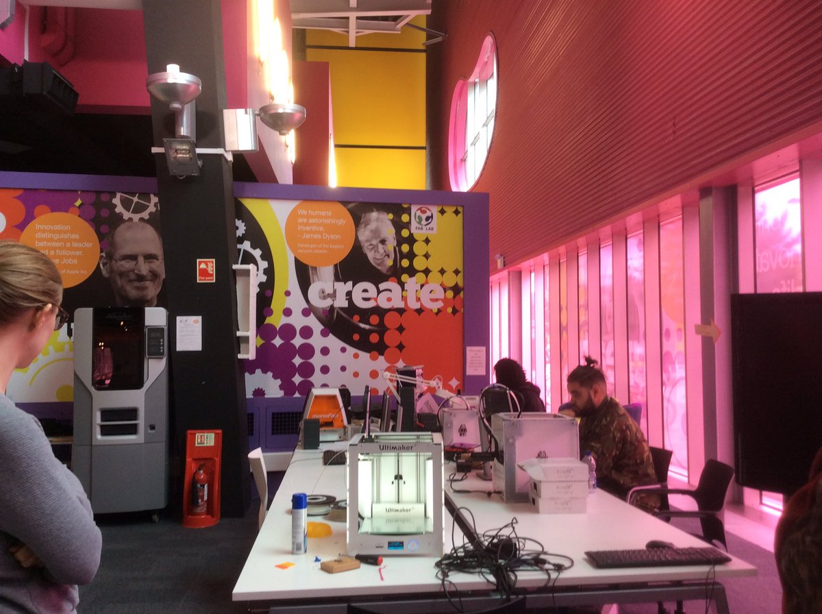 fionahackney's tweet photo. Petals group @FabLabWestBrom #makercentric getting creative #ahrccc @CreativeBCuk @Lauraj220 https://t.co/0j3vQ2zFc9
