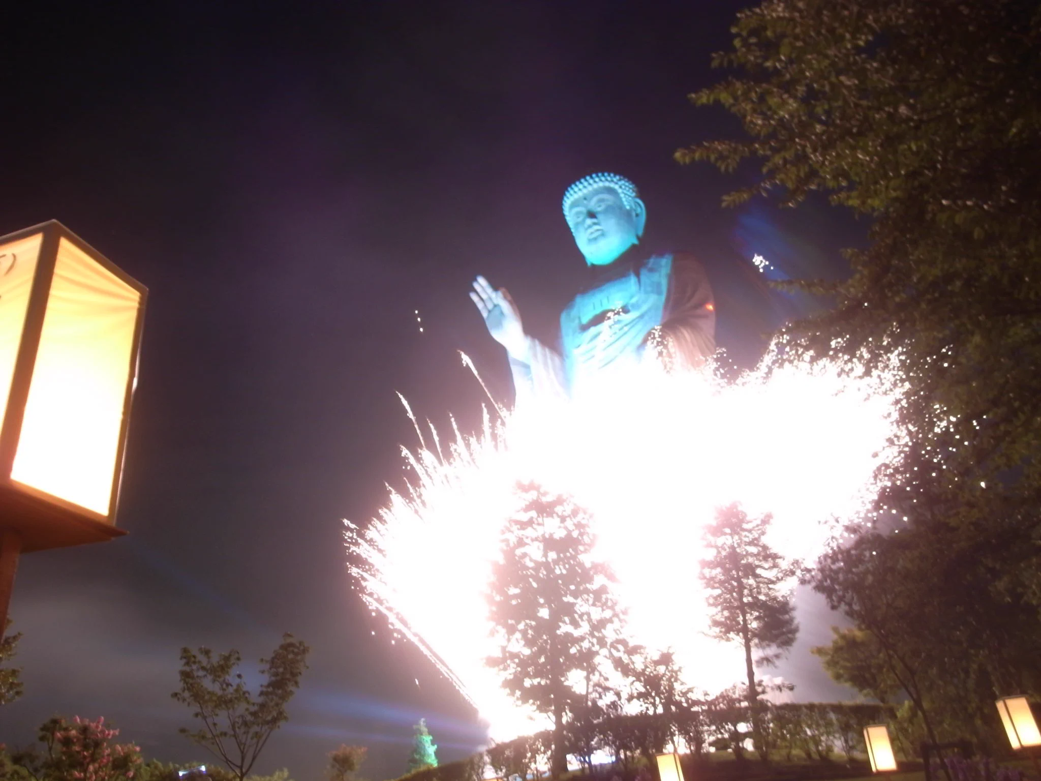 BUDDAシリーズ！完成していたの？ロボットアニメ宛らな大仏様！