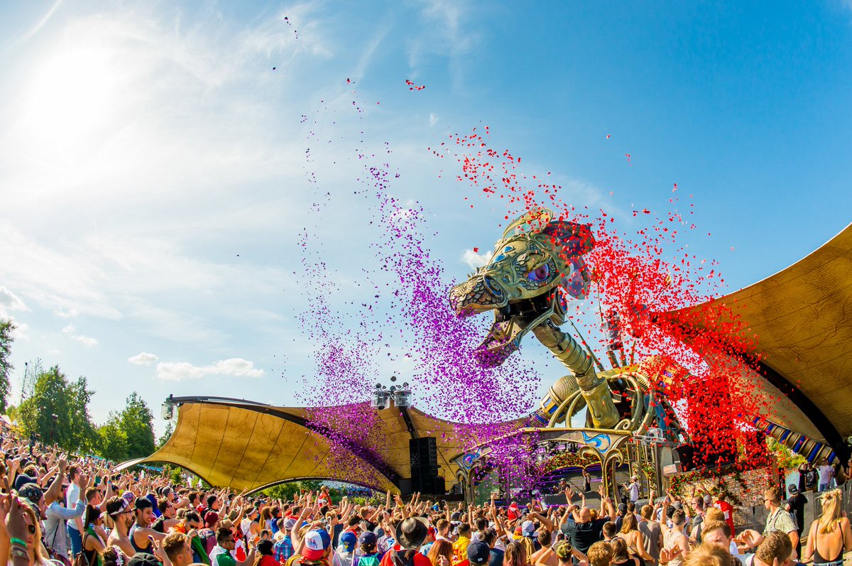 Magical vibes at The Rose Garden #Tomorrowland