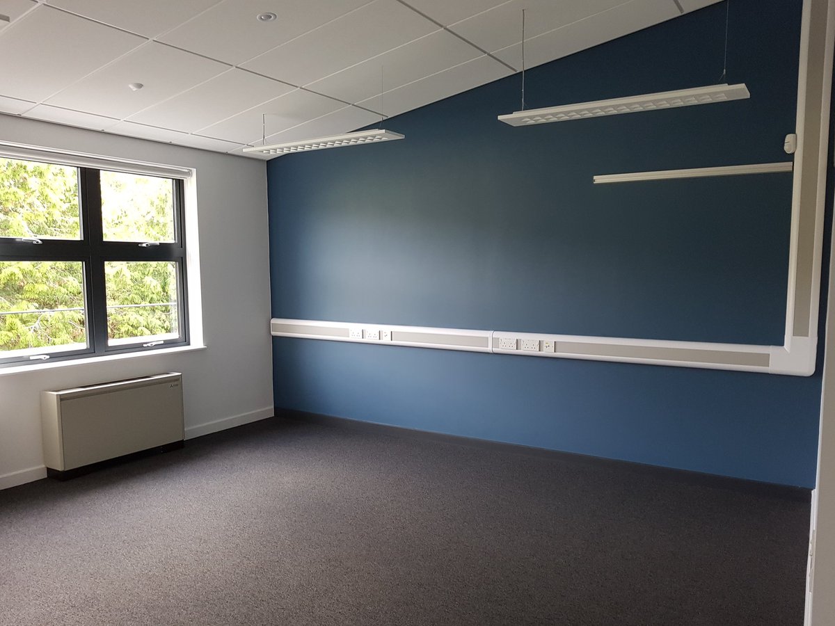 WDKatBenson's tweet photo. #BowerAshton #cinematicsfacility @UWEBristol looking good and almost ready for students @WillmottDixon @Scape_Group #teamscape https://t.co/Jh8rIa0KUu