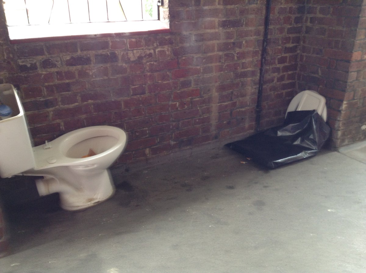 Rockingham Estate tweet media