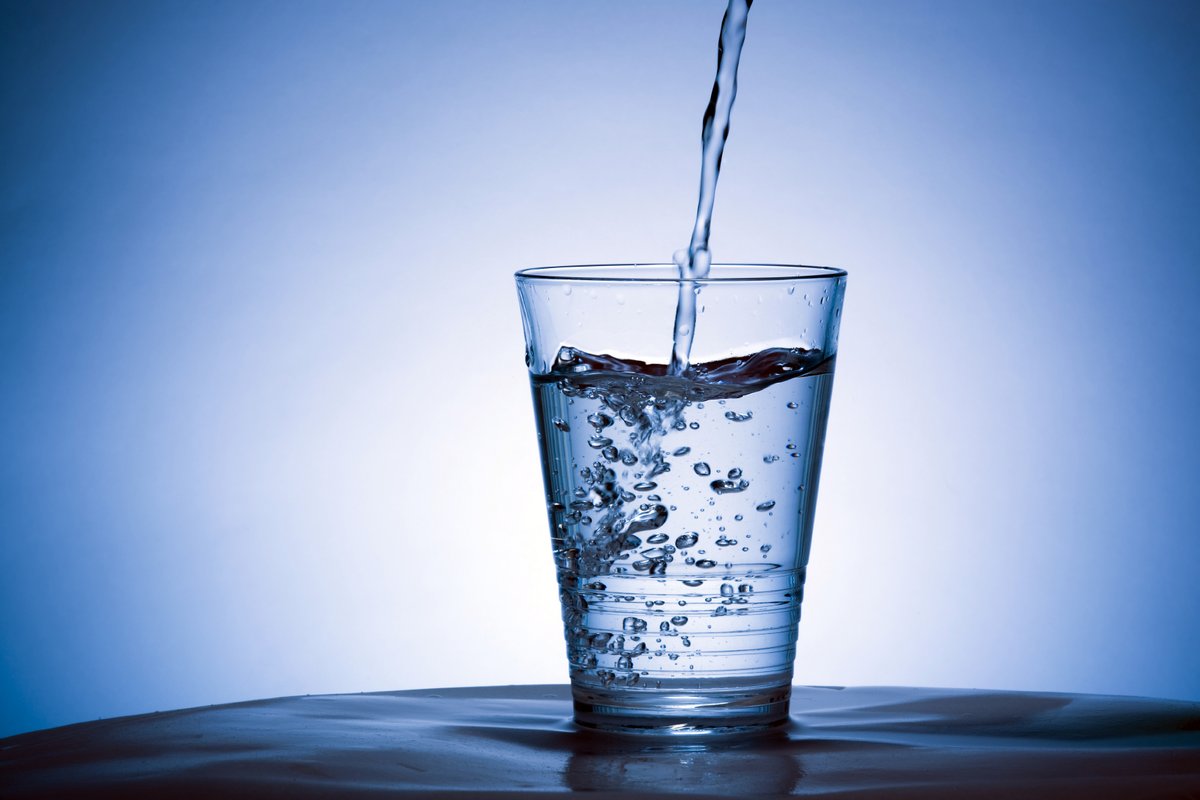 Myfoodwarehouse's tweet photo. Staying hydrated is an important step to a healthy lifestyle.#StayHydrated #SatyHealthy #FreshFruits #WorldHepatitisDay #EasyDay #MFWH https://t.co/IHqA5IvUOi