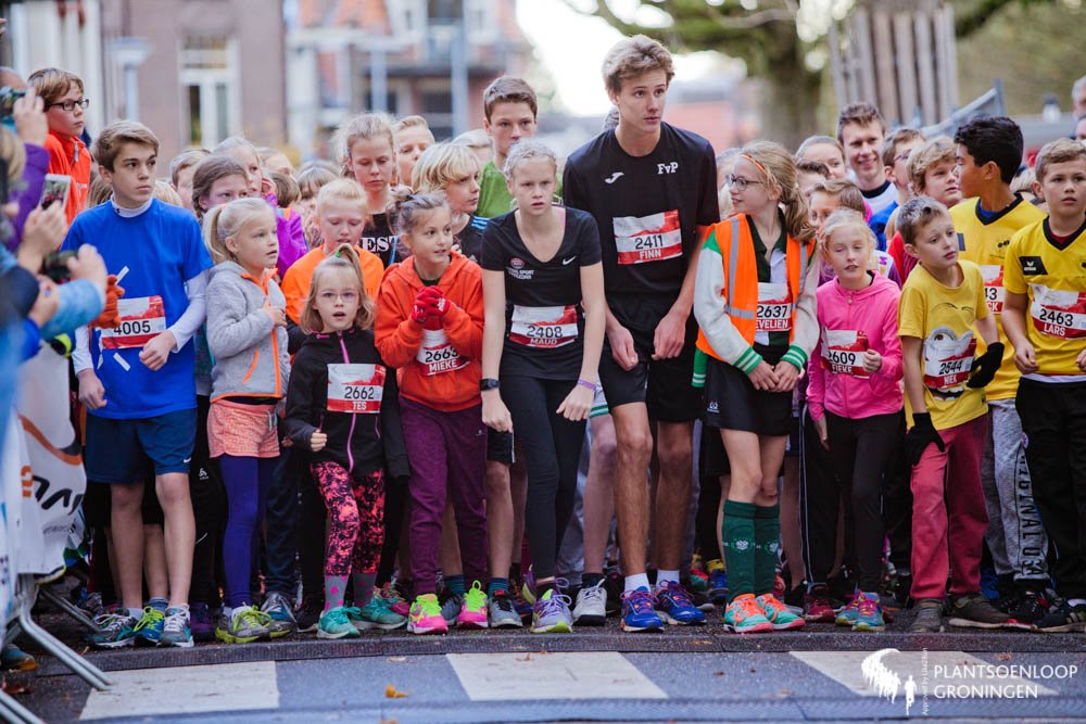 Plantsoenloop's tweet photo. Nog precies 100 dagen tot jullie weer aan de start mogen staan! 👏Schrijf je nu in en maak je loopmaatjes ook enthousiast! https://t.co/Rn7mNFr8o9